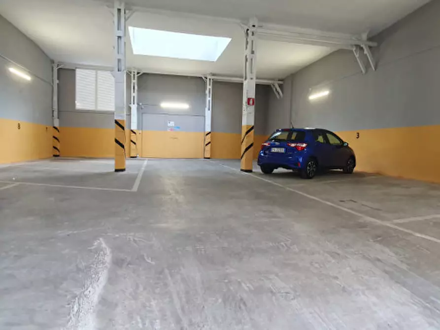 Immagine 2 di Posto auto in affitto  in Via Dei Piccardi 48 a Trieste