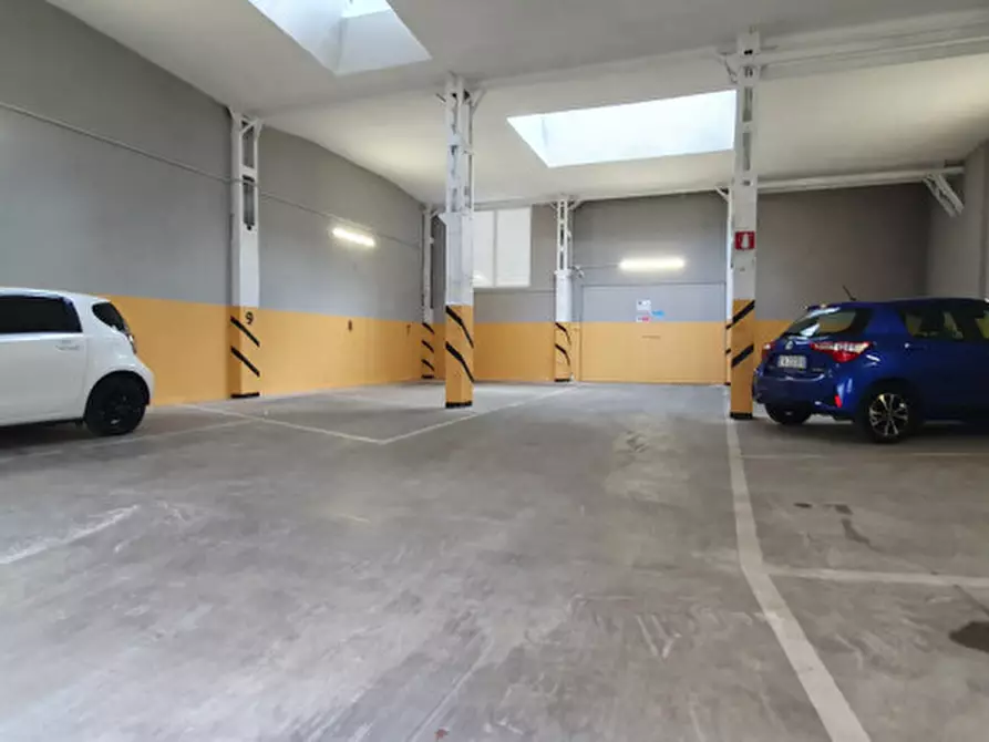 Immagine 3 di Posto auto in affitto  in Via Dei Piccardi 48 a Trieste