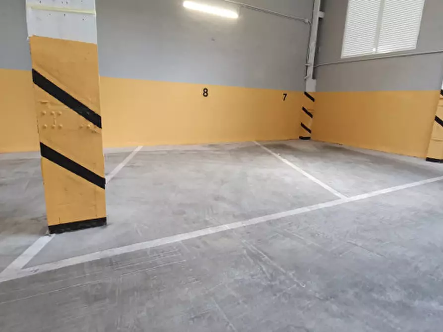 Immagine 4 di Posto auto in affitto  in Via Dei Piccardi 48 a Trieste