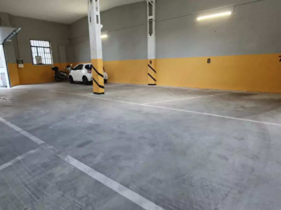 Immagine 5 di Posto auto in affitto  in Via Dei Piccardi 48 a Trieste