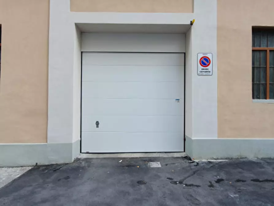 Immagine 8 di Posto auto in affitto  in Via Dei Piccardi 48 a Trieste