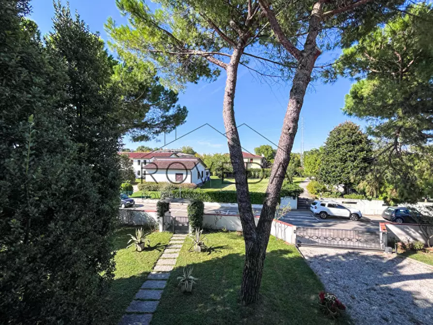 Immagine 10 di Casa indipendente in vendita  in Via Peschiere a Casier