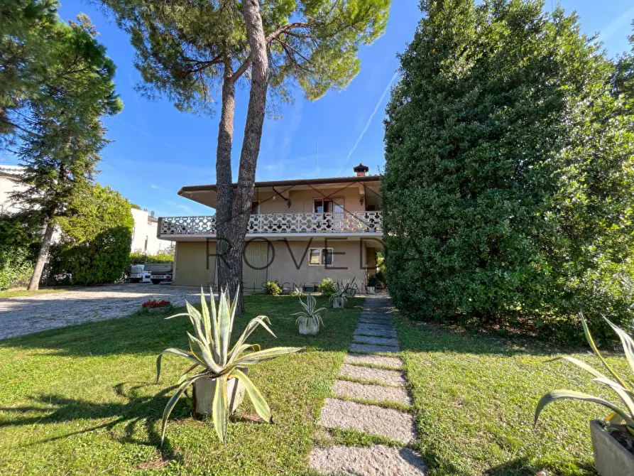 Immagine 29 di Casa indipendente in vendita  in Via Peschiere a Casier