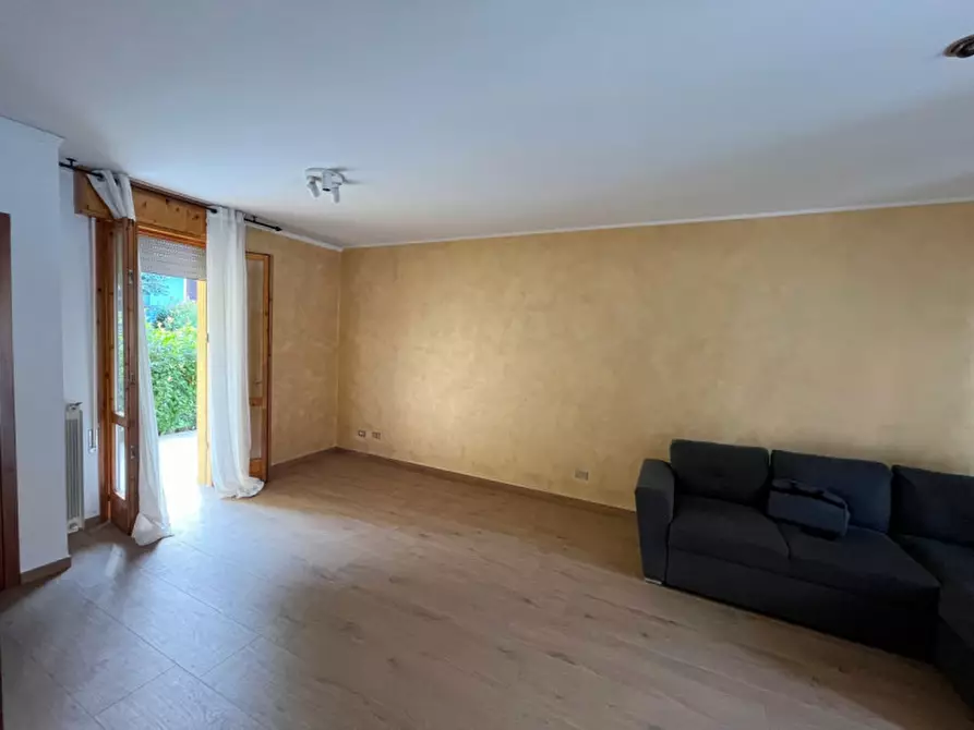 Immagine 3 di Villetta a schiera in vendita  a Boara Pisani