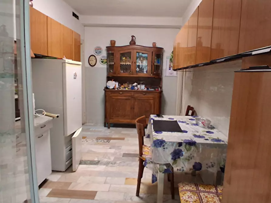 Immagine 2 di Appartamento in vendita  in Via Dante Alighieri a San Remo