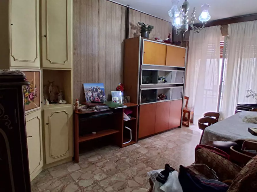 Immagine 3 di Appartamento in vendita  in Via Dante Alighieri a San Remo