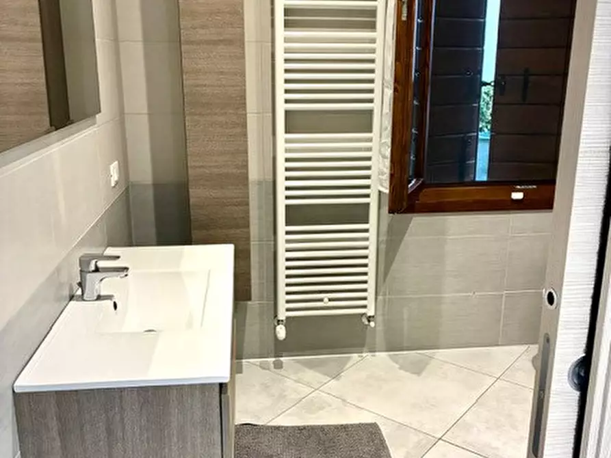 Immagine 10 di Casa indipendente in affitto  in Via Decorati al Valore Civile a Padova