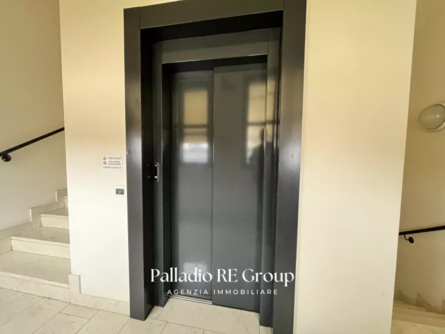 Immagine 1 di Ufficio in affitto  in Via della Meccanica a Vicenza