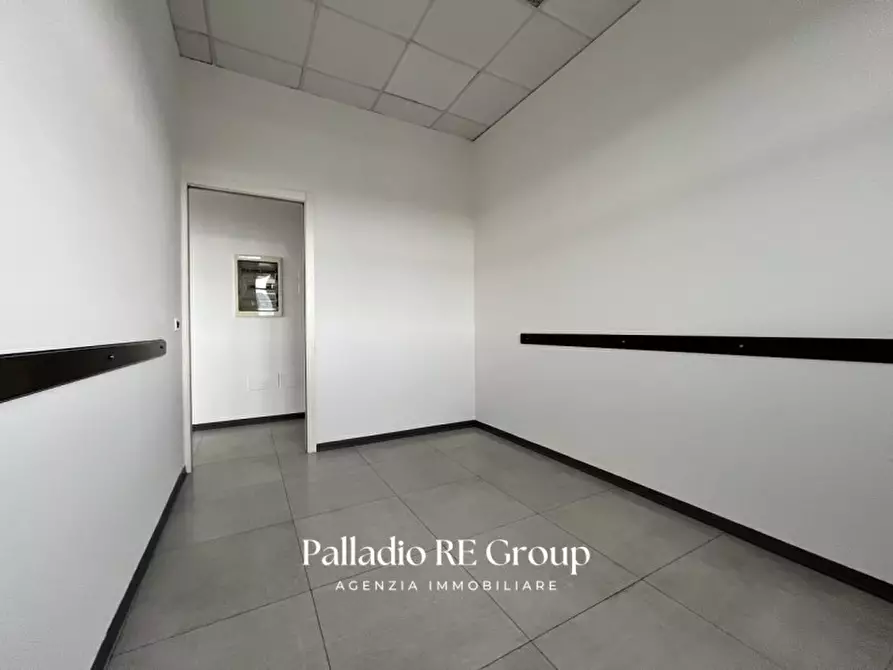 Immagine 6 di Ufficio in affitto  in Via della Meccanica a Vicenza