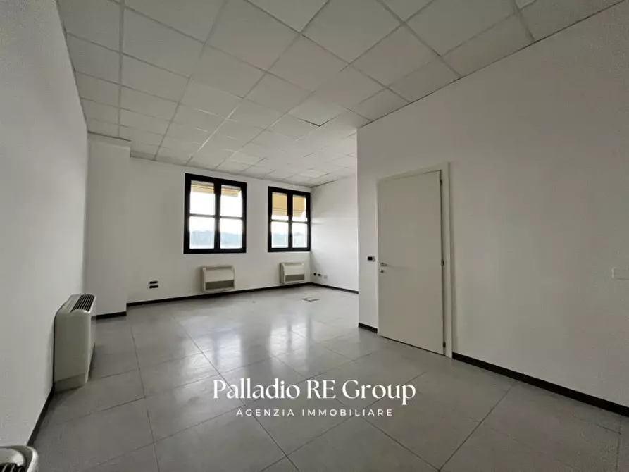 Immagine 8 di Ufficio in affitto  in Via della Meccanica a Vicenza