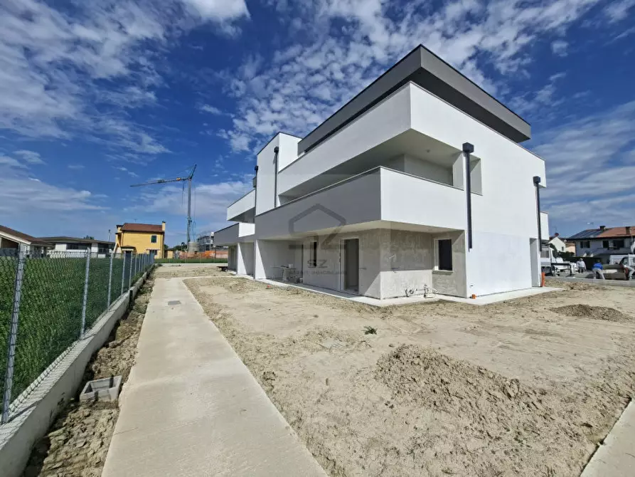 Immagine 10 di Attico in vendita  in Via Sebastiano Venier a Padova