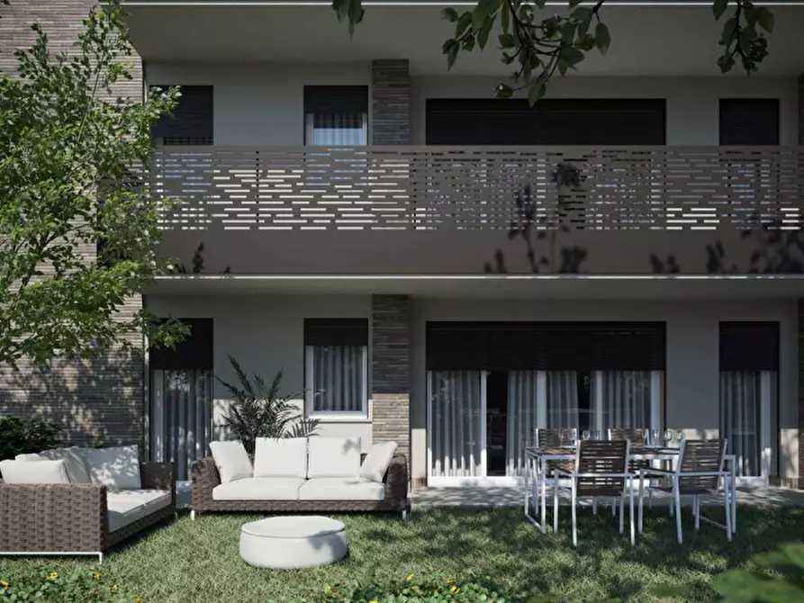 Immagine 2 di Appartamento in vendita  in via Raffaello a Carpi