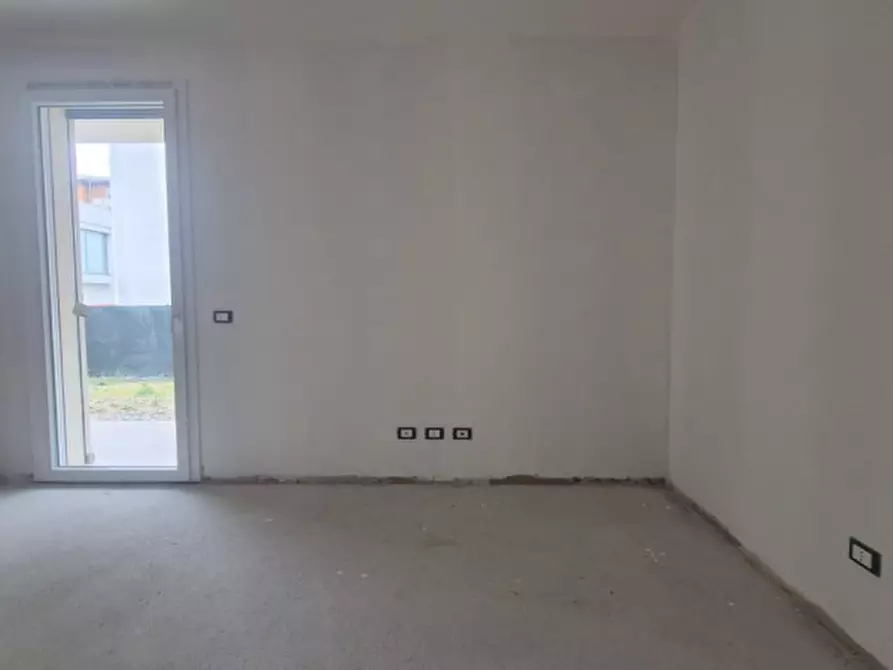 Immagine 25 di Appartamento in vendita  in via Raffaello a Carpi