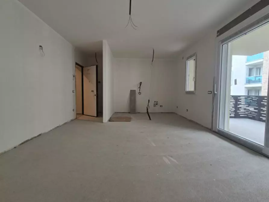 Immagine 31 di Appartamento in vendita  in via Raffaello a Carpi