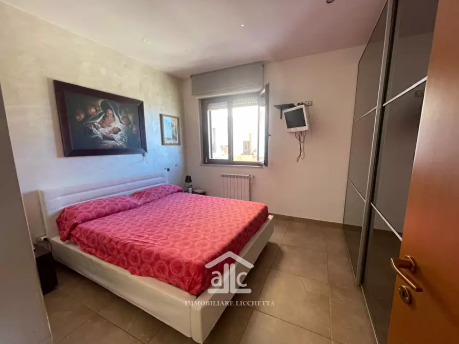 Immagine 26 di Appartamento in vendita  in VIA GIOVANNI FALCONE,1 a Lizzanello