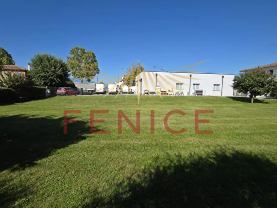 Immagine 3 di Terreno in vendita  in via enrico fermi a Caerano Di San Marco