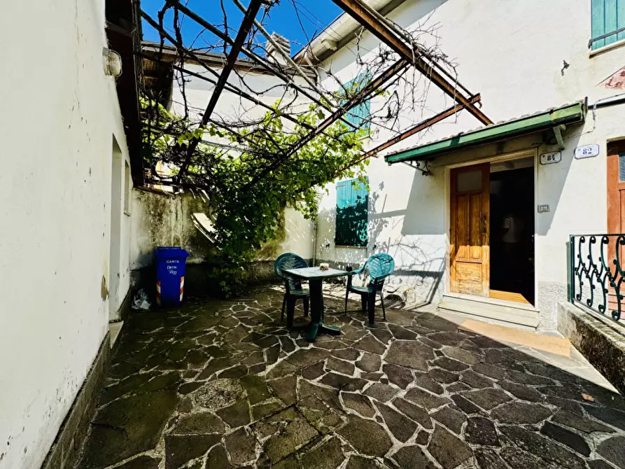 Immagine 24 di Casa indipendente in vendita  in Via Case Ballana Carobbio n.44 a Tizzano Val Parma