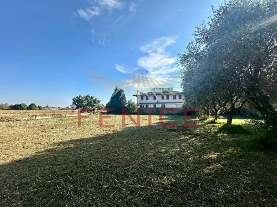 Immagine 2 di Terreno in vendita  in via san marco 111 a Caerano Di San Marco