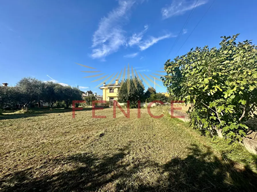 Immagine 11 di Terreno in vendita  in via san marco 111 a Caerano Di San Marco