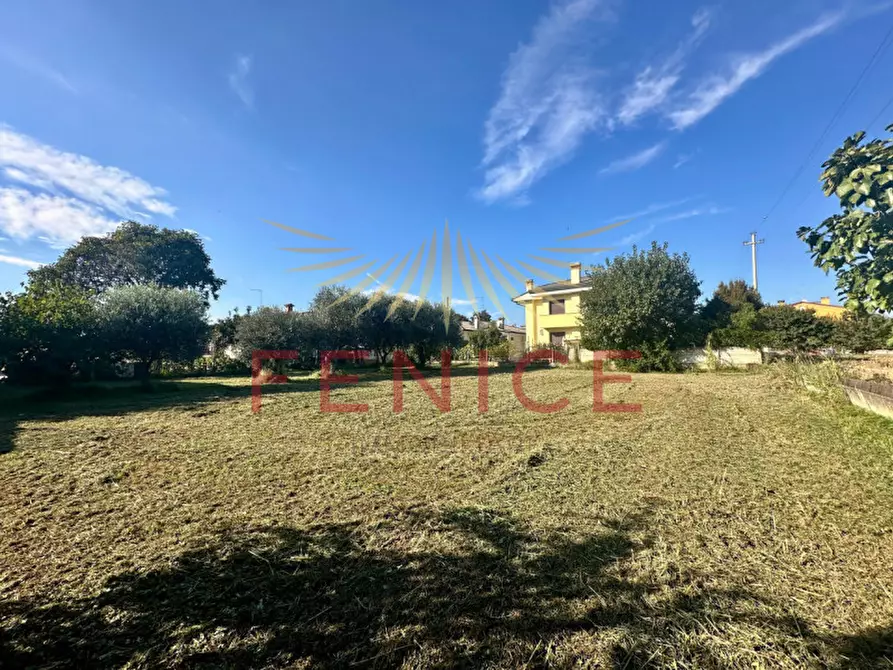Immagine 12 di Terreno in vendita  in via san marco 111 a Caerano Di San Marco
