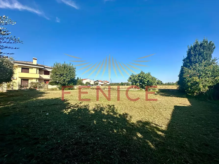 Immagine 13 di Terreno in vendita  in via san marco 111 a Caerano Di San Marco