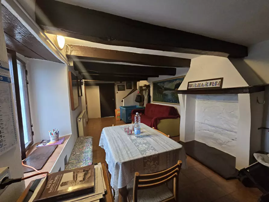 Immagine 3 di Casa bifamiliare in vendita  a Montese