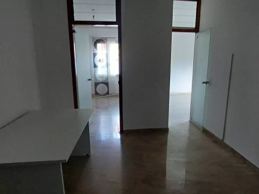 Immagine 9 di Ufficio in affitto  in Via dei Contarini a Piazzola Sul Brenta