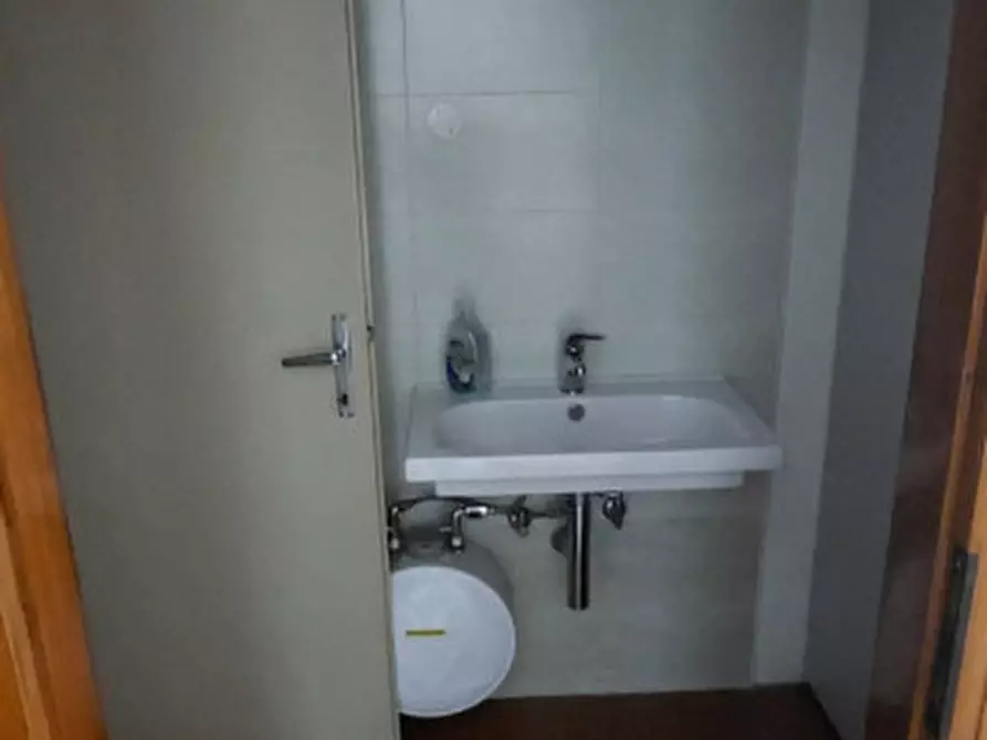 Immagine 12 di Ufficio in affitto  in Via dei Contarini a Piazzola Sul Brenta