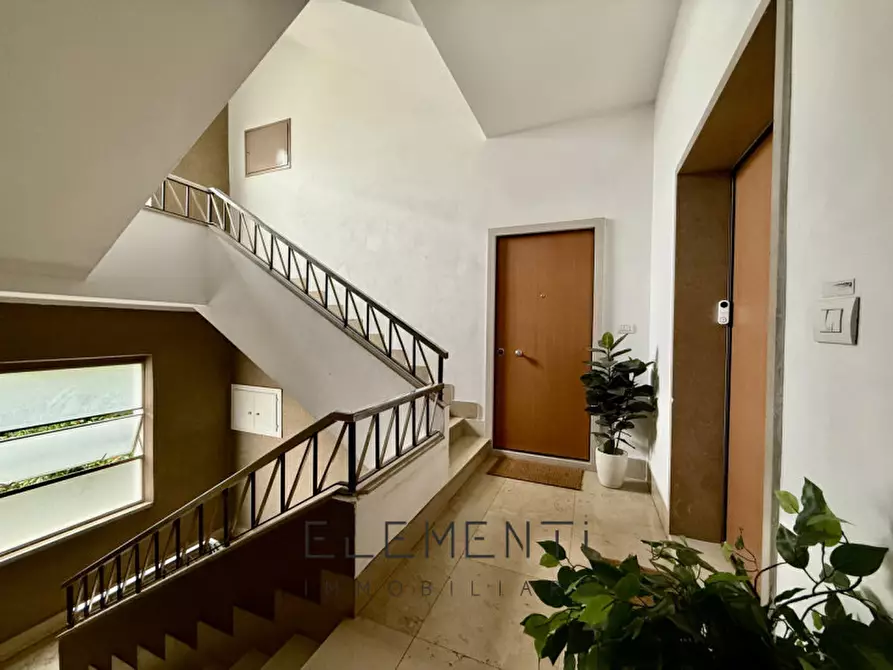 Immagine 12 di Appartamento in vendita  in Via Luigi Bonzanini 1 a Verona