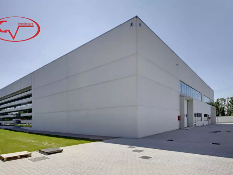 Immagine 3 di Capannone industriale in affitto  in valdarno a Montevarchi