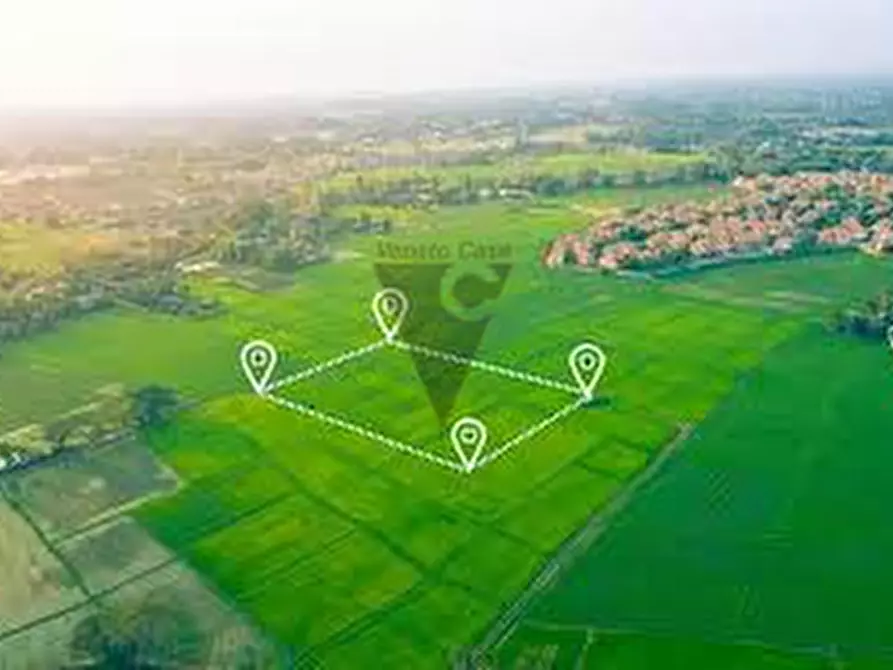 Immagine 1 di Terreno in vendita  a Chioggia