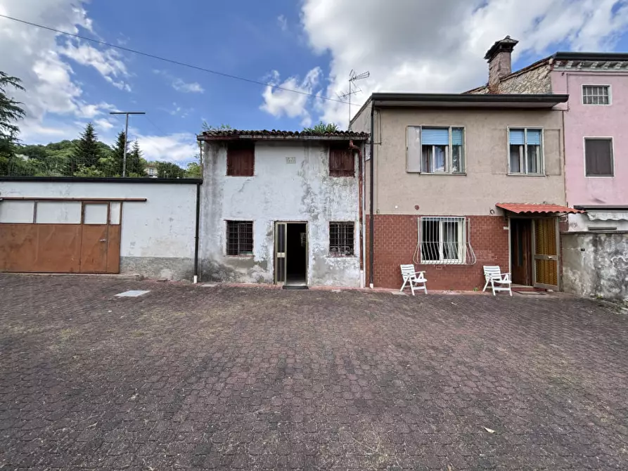 Immagine 3 di Casa indipendente in vendita  in Via Molini a Creazzo