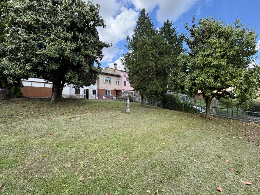 Immagine 3 di Casa indipendente in vendita  in Via Molini a Creazzo