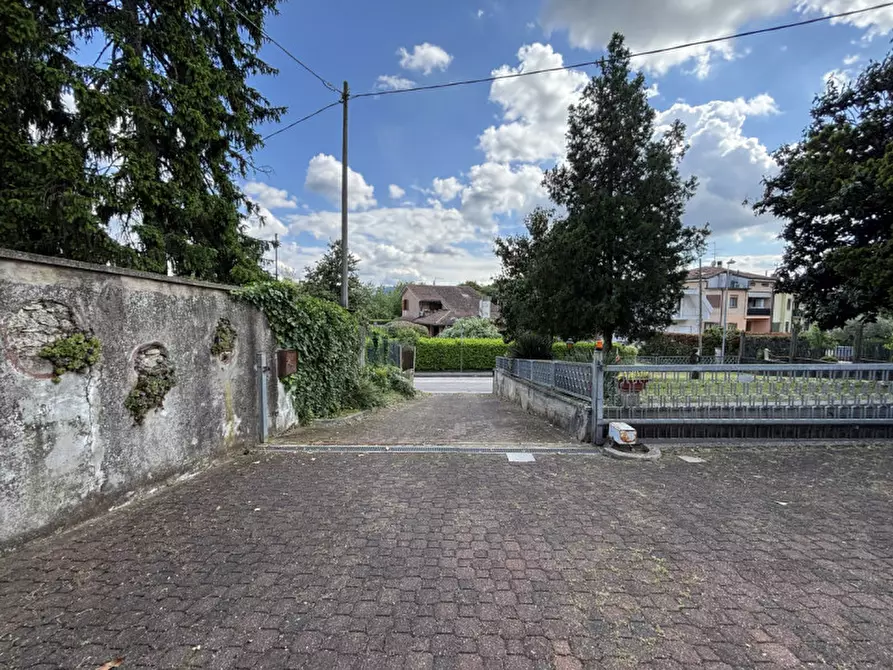 Immagine 8 di Casa indipendente in vendita  in Via Molini a Creazzo