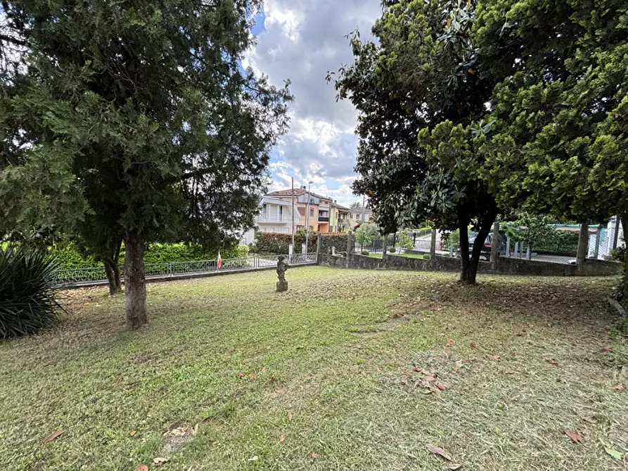 Immagine 10 di Casa indipendente in vendita  in Via Molini a Creazzo