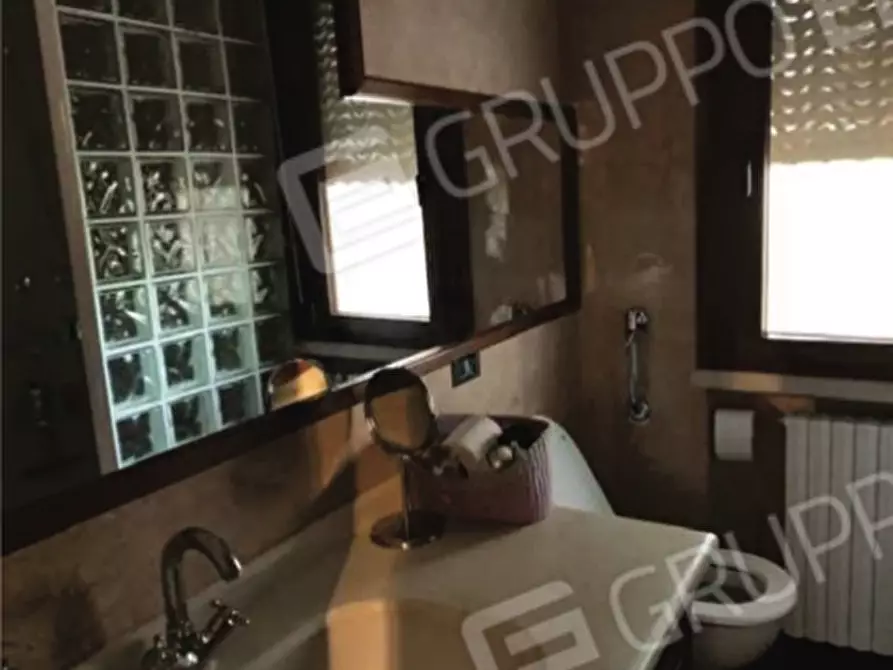 Immagine 10 di Villa in vendita  in VIA MATTEOTTI 16 a Bovolone