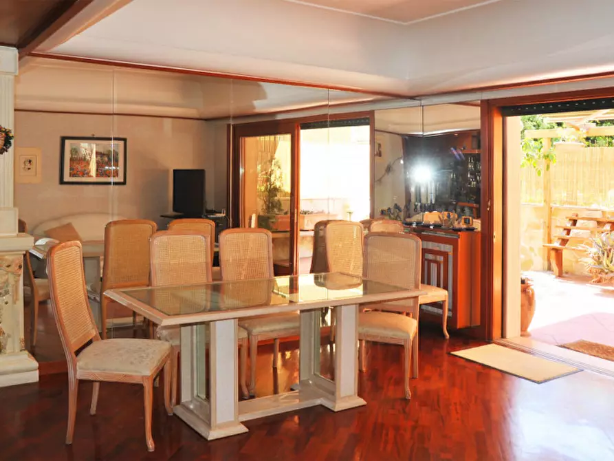 Immagine 6 di Appartamento in vendita  a Anzio