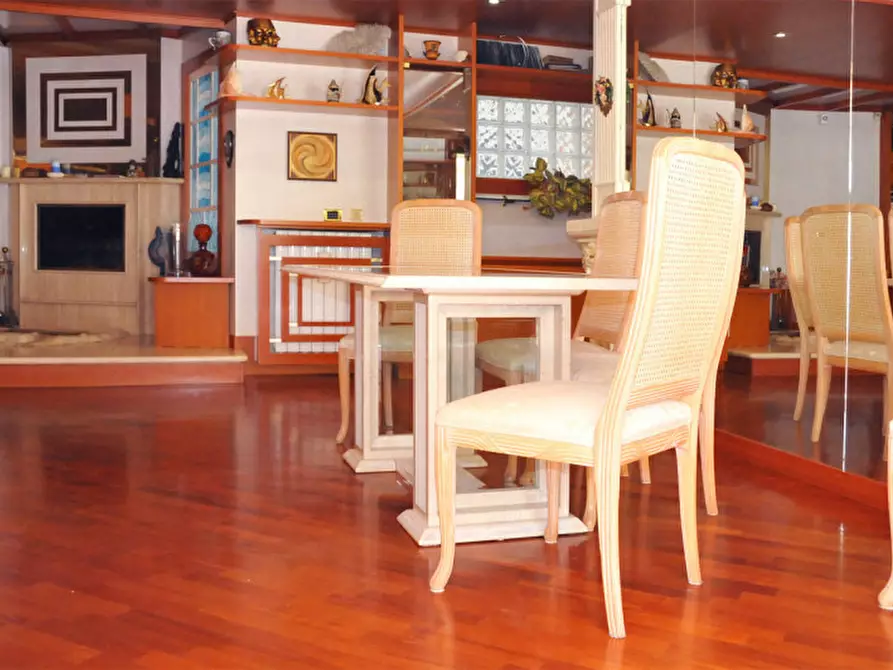 Immagine 10 di Appartamento in vendita  a Anzio