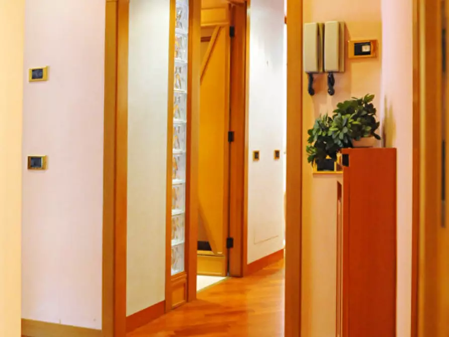 Immagine 13 di Appartamento in vendita  a Anzio