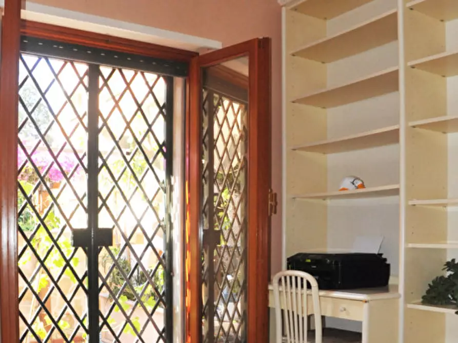 Immagine 16 di Appartamento in vendita  a Anzio