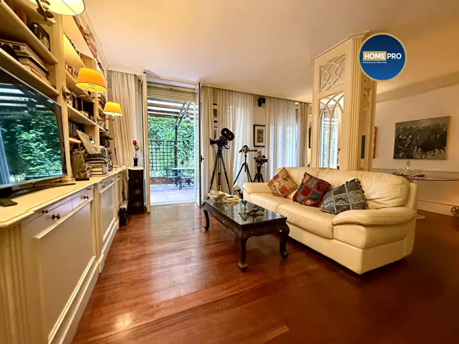 Immagine 4 di Appartamento in vendita  in Viale delle Medaglie d'Oro 201 a Roma