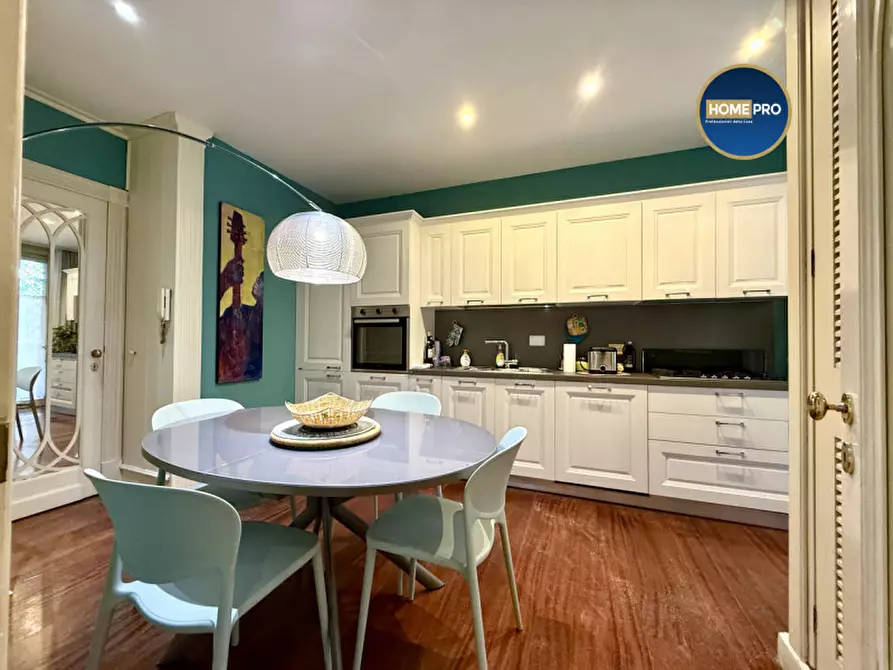 Immagine 11 di Appartamento in vendita  in Viale delle Medaglie d'Oro 201 a Roma