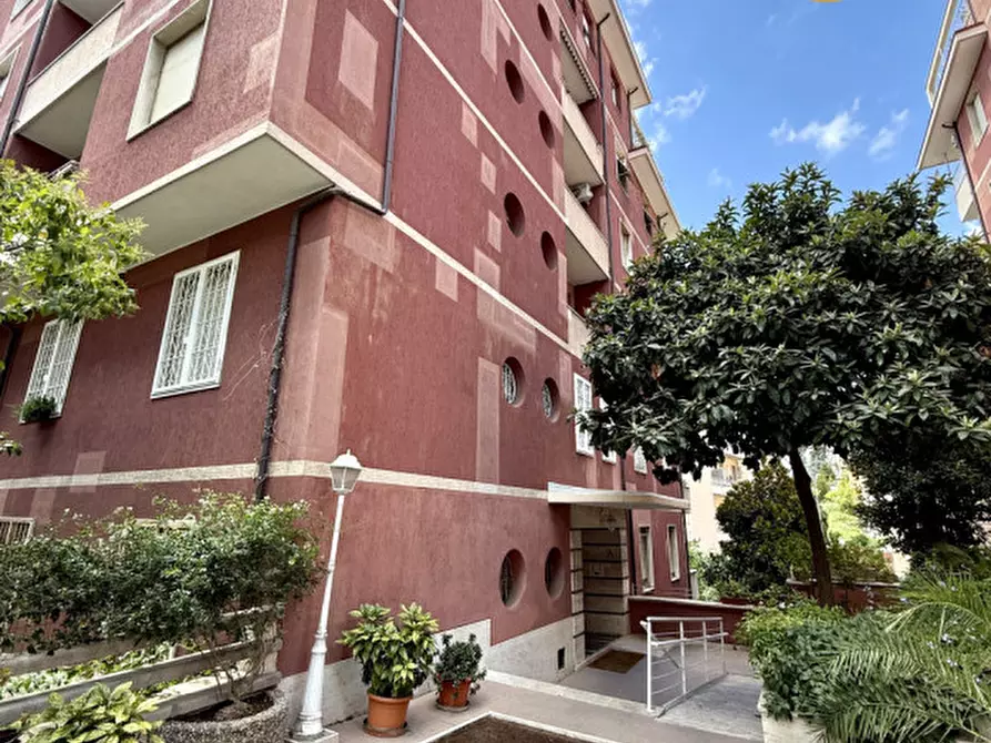 Immagine 31 di Appartamento in vendita  in Viale delle Medaglie d'Oro 201 a Roma