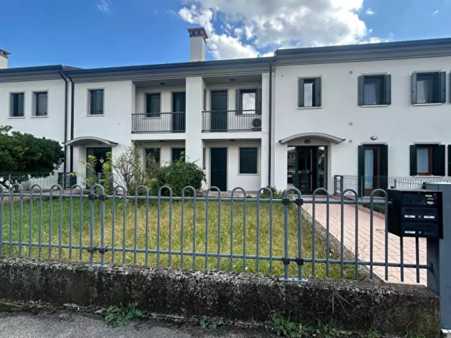 Immagine 2 di Appartamento in vendita  in Via Enego 13 a Loria