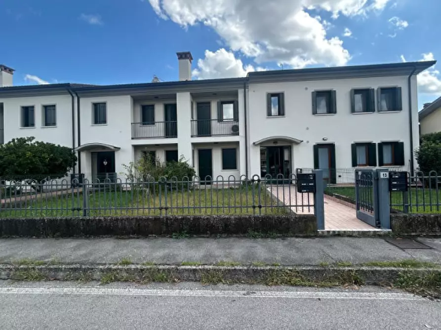 Immagine 12 di Appartamento in vendita  in Via Enego 13 a Loria