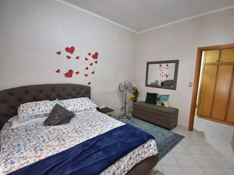 Immagine 11 di Appartamento in vendita  in Via Alatri a Roma