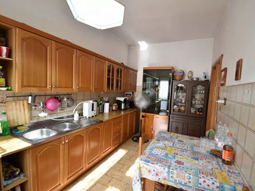 Immagine 16 di Appartamento in vendita  in Via Alatri a Roma