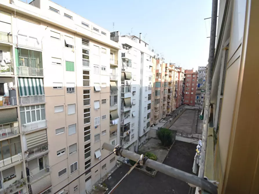 Immagine 25 di Appartamento in vendita  in Via Alatri a Roma