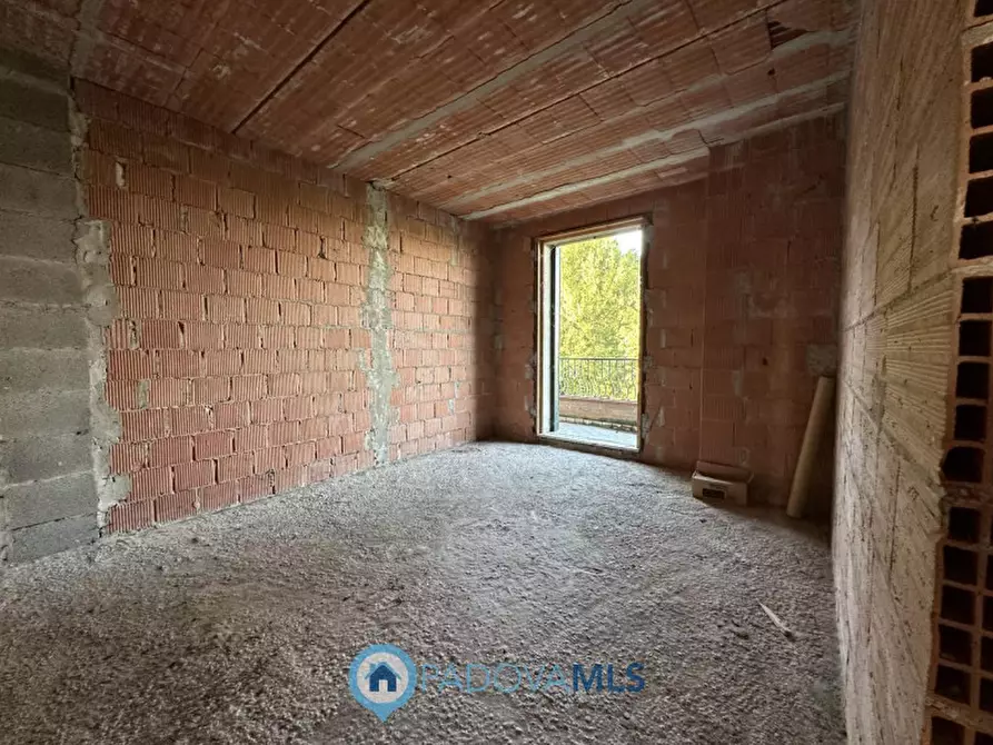 Immagine 13 di Casa quadrifamiliare in vendita  in Via Roma a Due Carrare