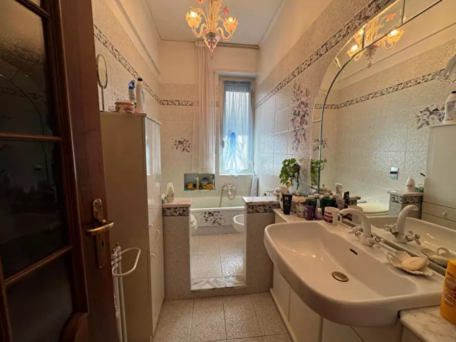 Immagine 3 di Appartamento in vendita  in via Scotto a Savona